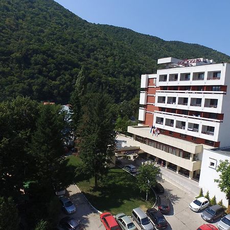 Hotel Domogled Băile Herculane Eksteriør billede