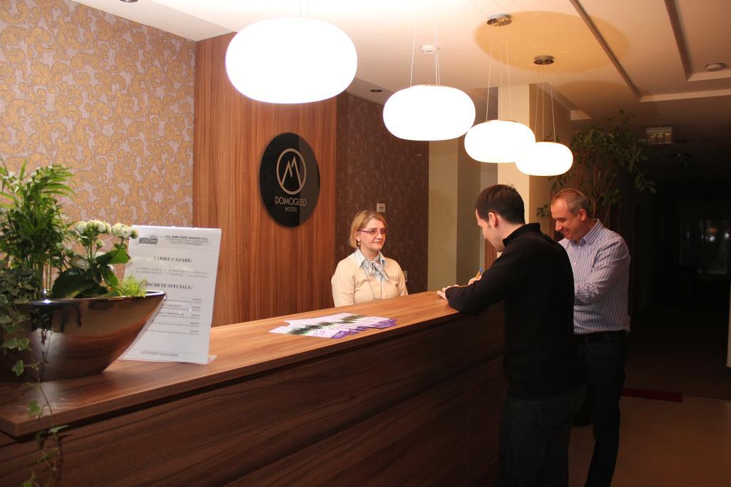 Hotel Domogled Băile Herculane Eksteriør billede