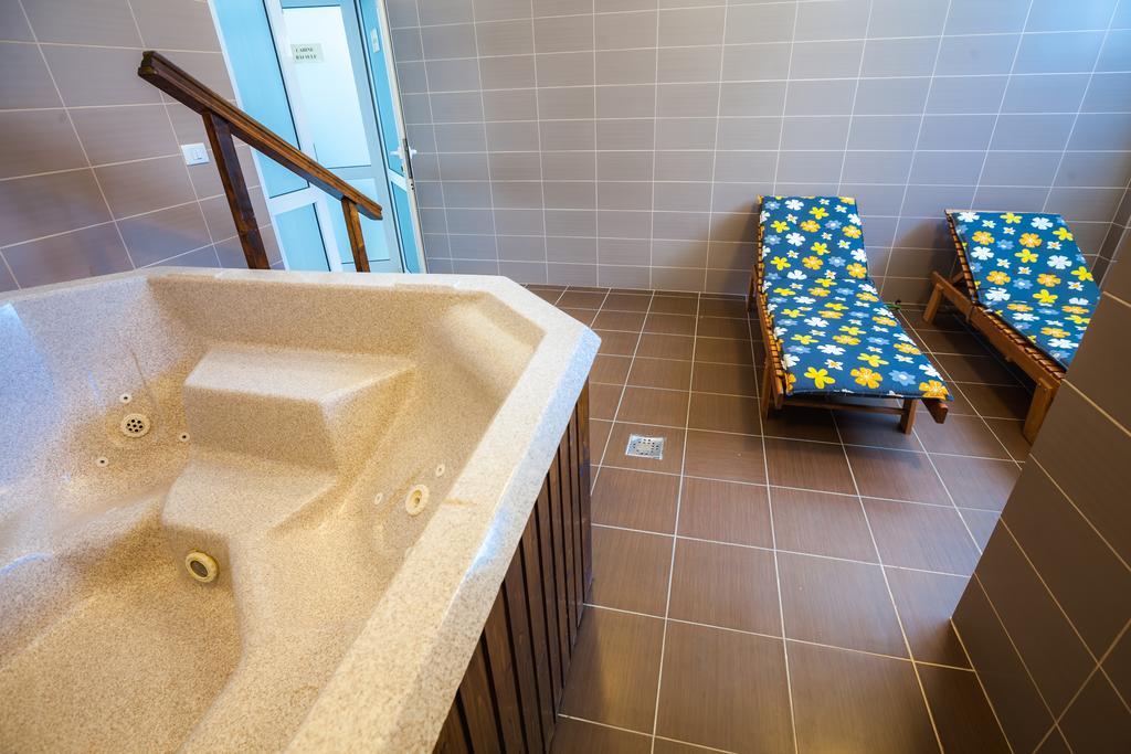 Hotel Domogled Băile Herculane Eksteriør billede